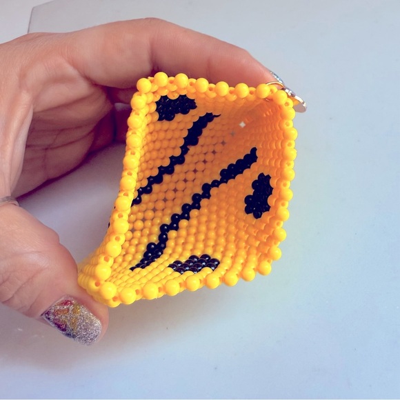 NWOT Susan Alexandra Beaded Smiley Cardholder - Picture 5 of 6